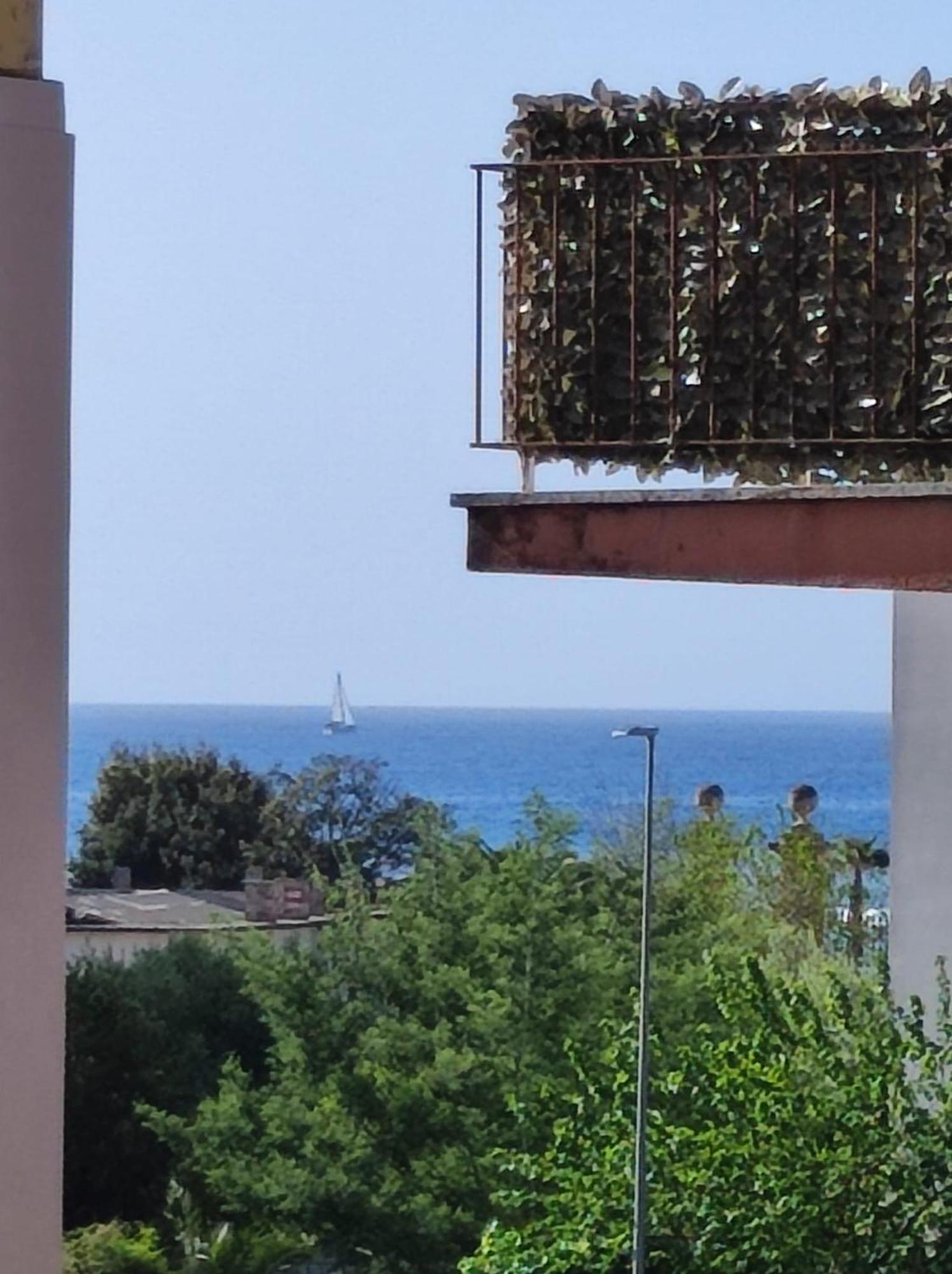 Oniria Suite - 100 Mt Dal Mare แตร์ราชินา ภายนอก รูปภาพ