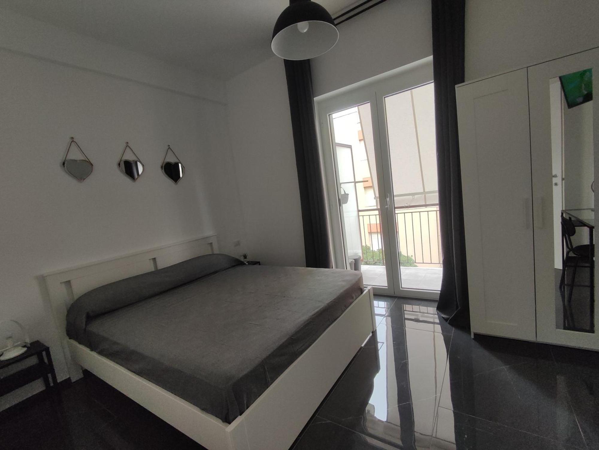 Oniria Suite - 100 Mt Dal Mare แตร์ราชินา ภายนอก รูปภาพ