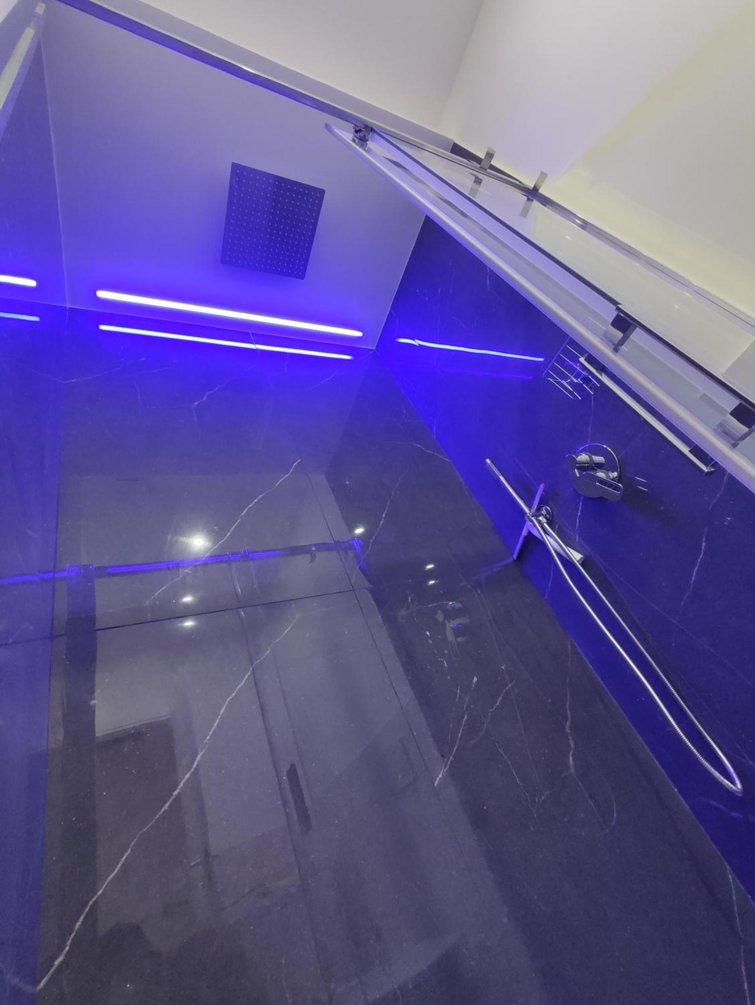 Oniria Suite - 100 Mt Dal Mare แตร์ราชินา ภายนอก รูปภาพ