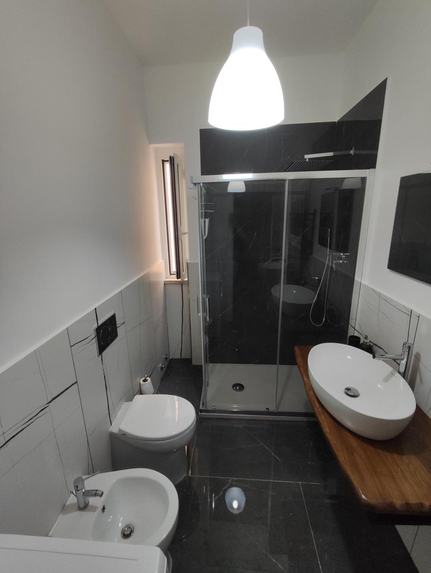Oniria Suite - 100 Mt Dal Mare แตร์ราชินา ภายนอก รูปภาพ