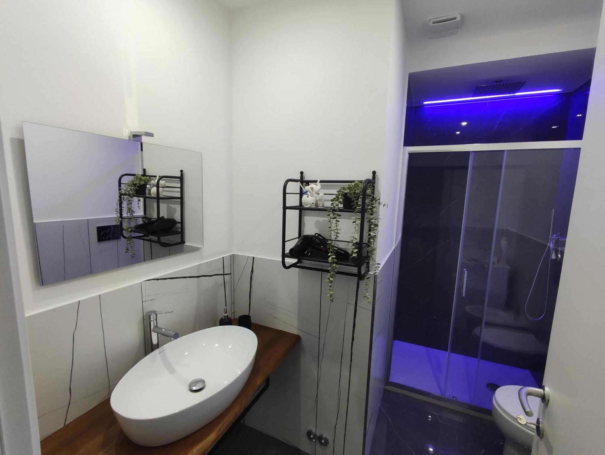 Oniria Suite - 100 Mt Dal Mare แตร์ราชินา ภายนอก รูปภาพ